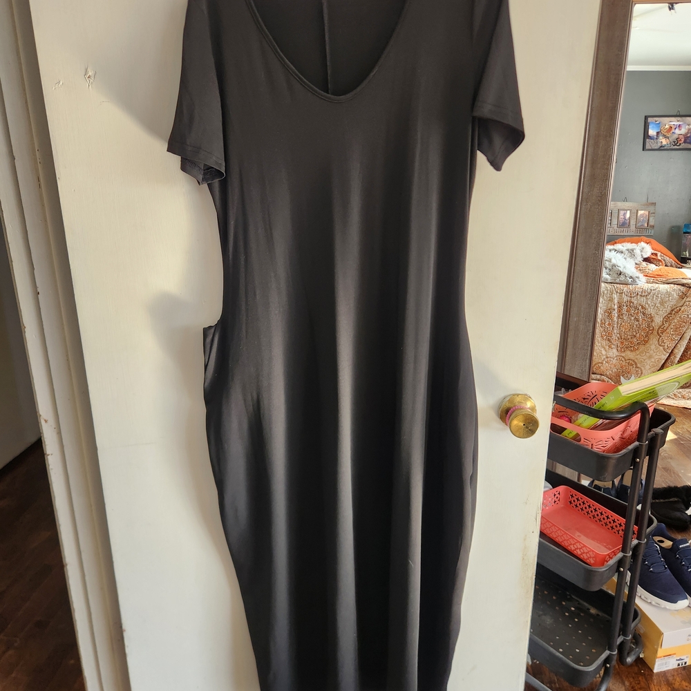 Black Short Sleeve Maxi Dress XL